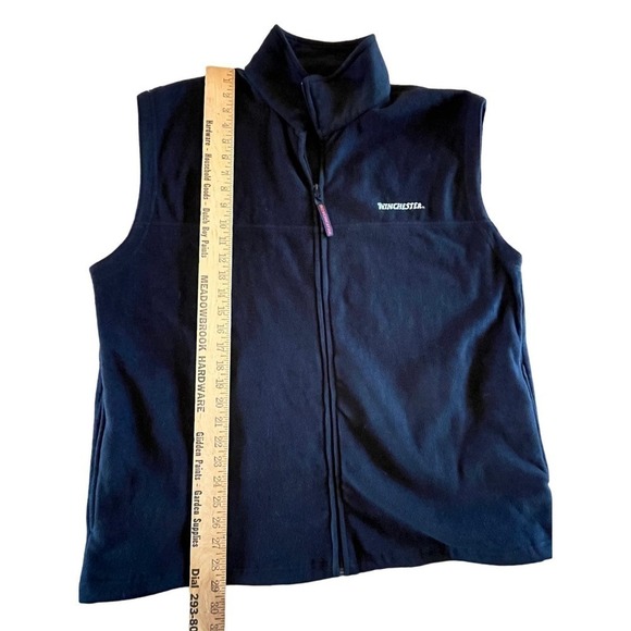Men's Winchester full zip black fleece vest. Large or XL. See measurements. - Picture 4 of 5